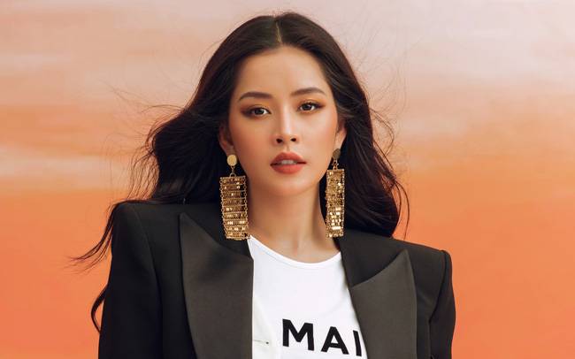 Chi Pu bất chấp bị dân tình ném đá trong vai trò ca hát vẫn thường xuyên ra MV mới. Ảnh: Internet Chi Pu bất chấp bị dân tình ném đá trong vai trò ca hát vẫn thường xuyên ra MV mới. Ảnh: Internet