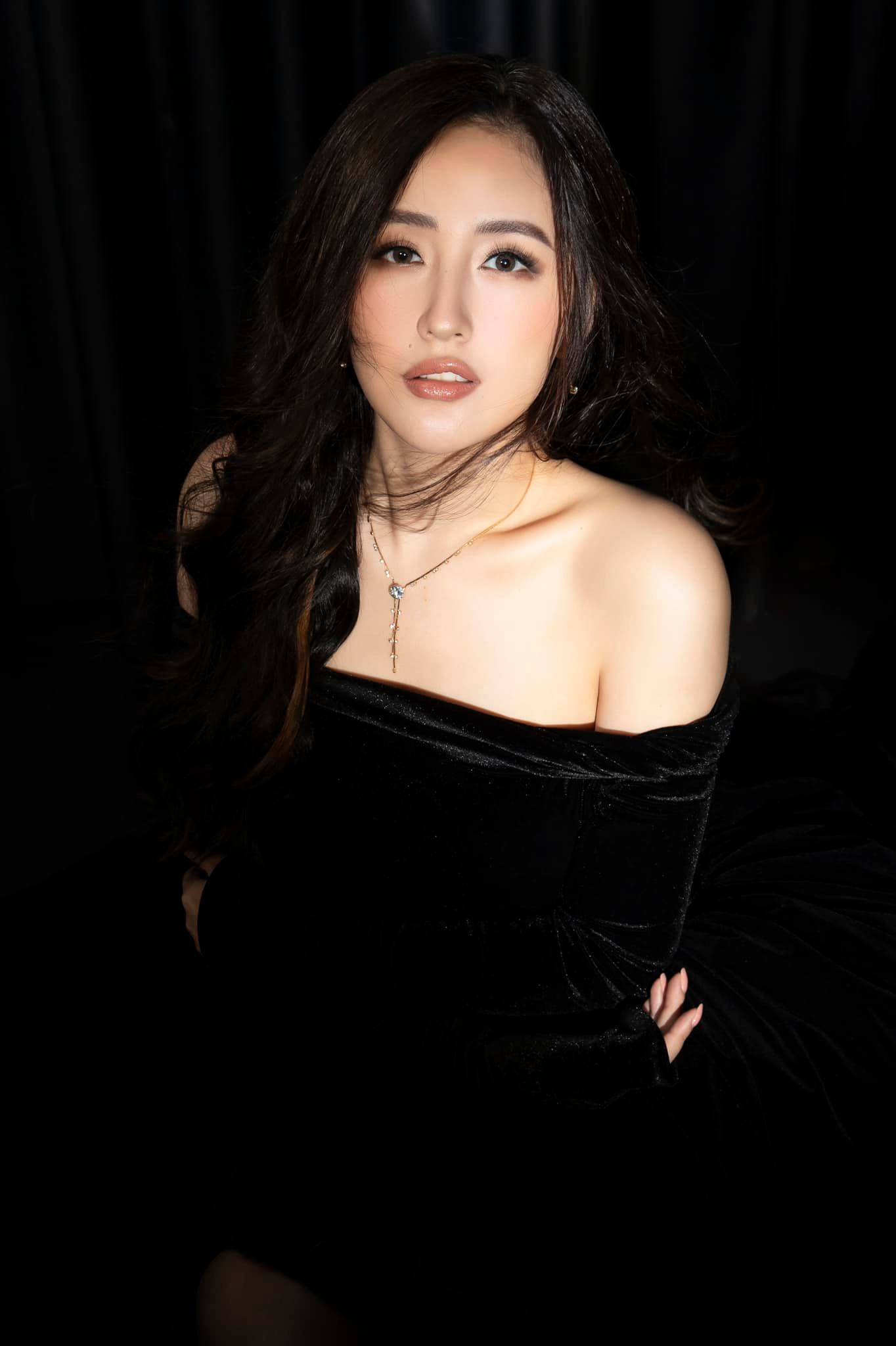 Mai Phương Thúy thích những người đàn ông dáng người gầy. Ảnh: FBNV