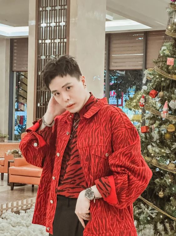 Màn tương tác của Hiền Hồ và Trịnh Thăng Bình nhận được sự chú ý rất lớn của CDM. Ảnh: Facebook Màn tương tác của Hiền Hồ và Trịnh Thăng Bình nhận được sự chú ý rất lớn của CDM. Ảnh: Facebook
