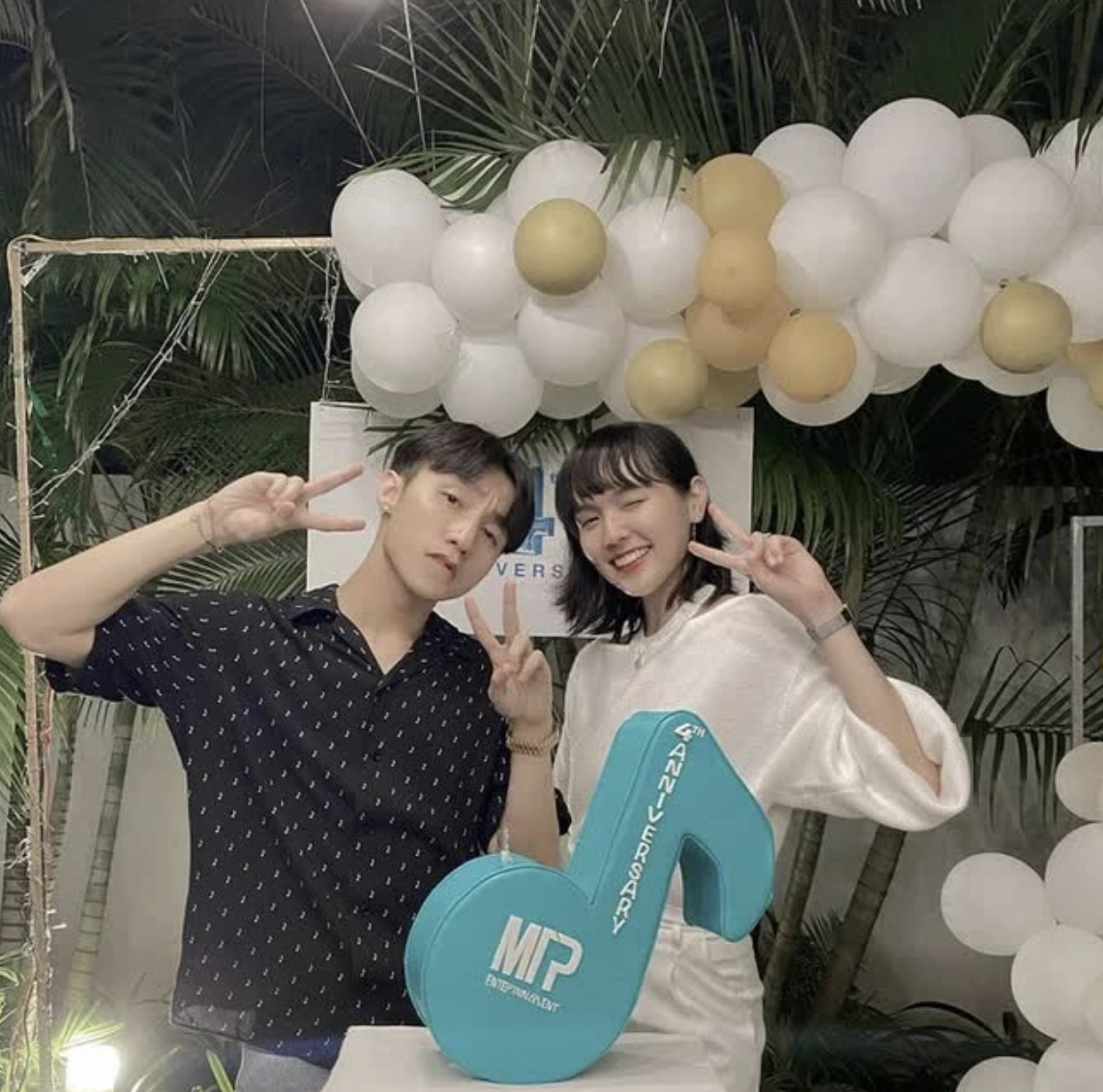 Sơn Tùng và 'gà cưng' Hải Tú cùng có động thái chào đón năm mới, lộ chi tiết gây chú ý - Ảnh 1