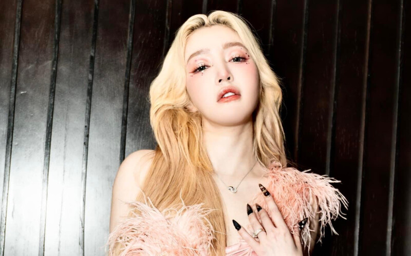 Elly Trần tỏ rõ thái độ bất lực trước 'thế lực nhí' vì điều này - Ảnh 2 Elly Trần tỏ rõ thái độ bất lực trước 'thế lực nhí' vì điều này - Ảnh 2