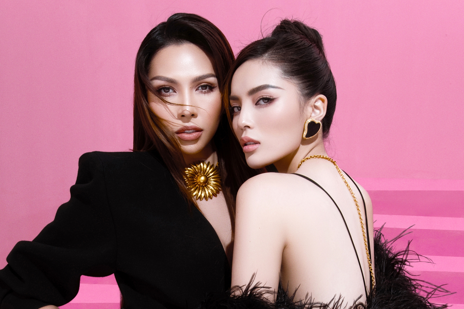 Kỳ Duyên và Minh Triệu xả bộ ảnh 'cực cháy' dịp đầu năm mới, biểu cảm gây chú ý - Ảnh 2 Kỳ Duyên và Minh Triệu xả bộ ảnh 'cực cháy' dịp đầu năm mới, biểu cảm gây chú ý - Ảnh 2