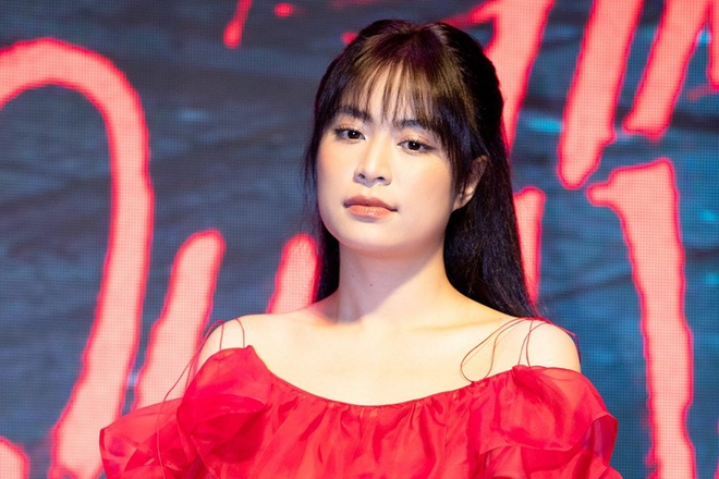 Hoàng Thùy Linh trở lại đường đua âm nhạc sau ồn ào đời tư với nhiều sản phẩm âm nhạc giá trị. Ảnh: Internet Hoàng Thùy Linh trở lại đường đua âm nhạc sau ồn ào đời tư với nhiều sản phẩm âm nhạc giá trị. Ảnh: Internet