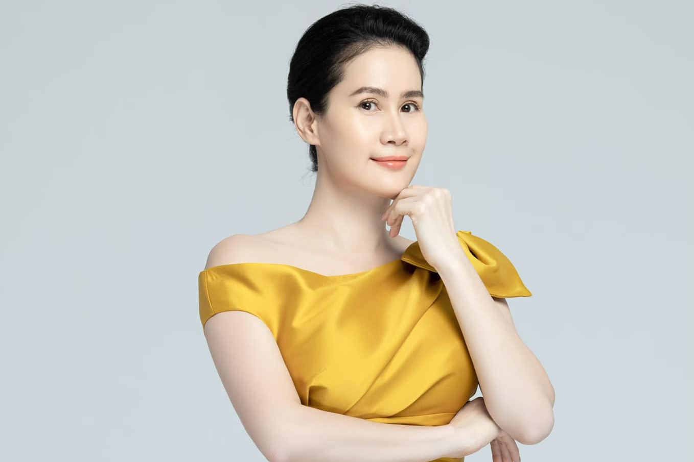 Ở tuổi U50, Thân Thúy Hà vẫn là một người phụ nữ quyến rũ và mặn mà. Ảnh: Internet