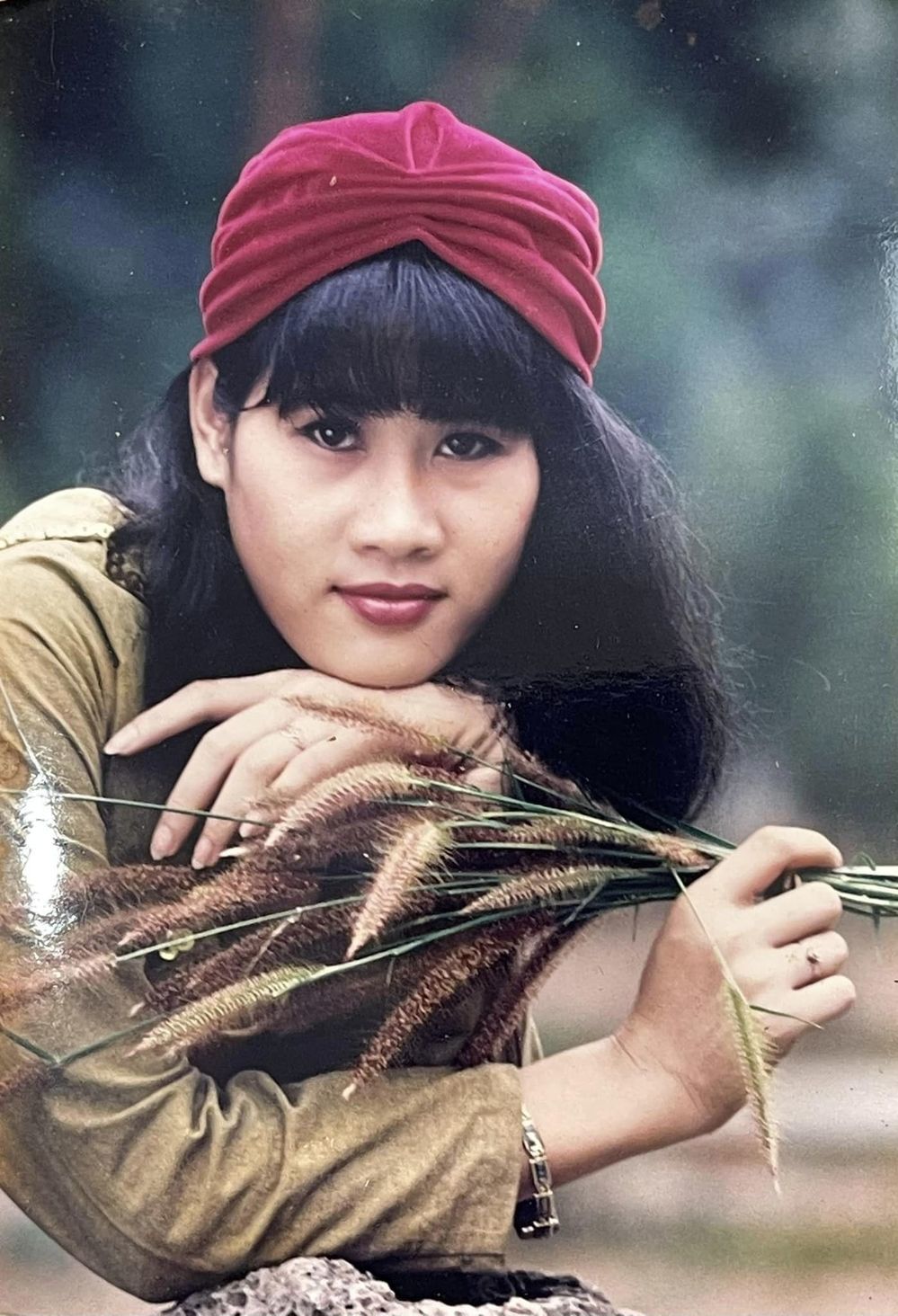 Thân Thúy Hà ở tuổi U50 vẫn là 'bà phú' mặn mà và quyến rũ - Ảnh 3