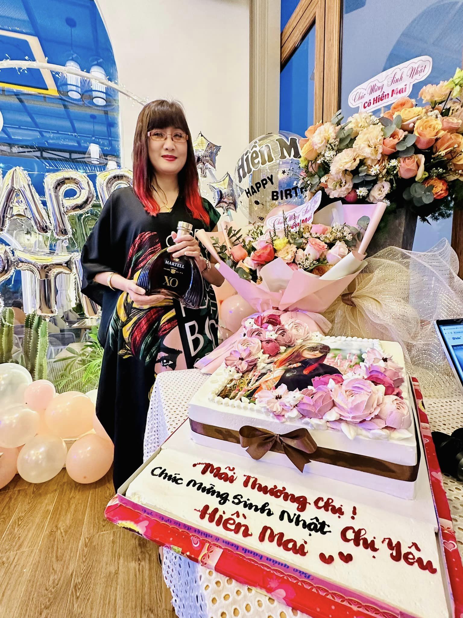 Ngỡ ngàng với nhan sắc không tuổi của 'nữ hoàng ảnh lịch' Hiền Mai - Ảnh 3 Ngỡ ngàng với nhan sắc không tuổi của 'nữ hoàng ảnh lịch' Hiền Mai - Ảnh 3