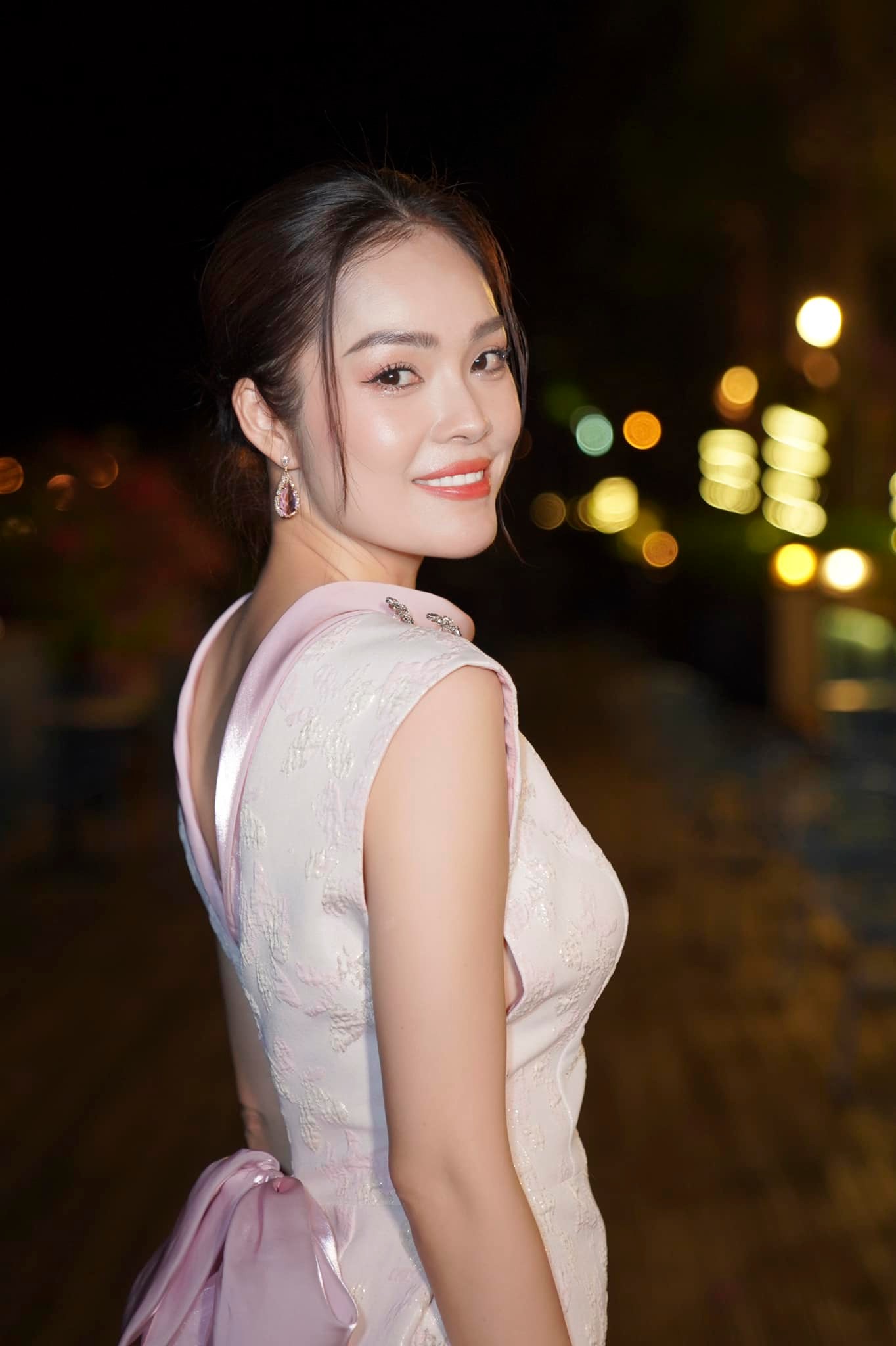 Dương Cẩm Lynh bức xúc trách cứ vợ mới của chồng cũ sau khi bị 'bay' mất hợp đồng 200 triệu - Ảnh 2