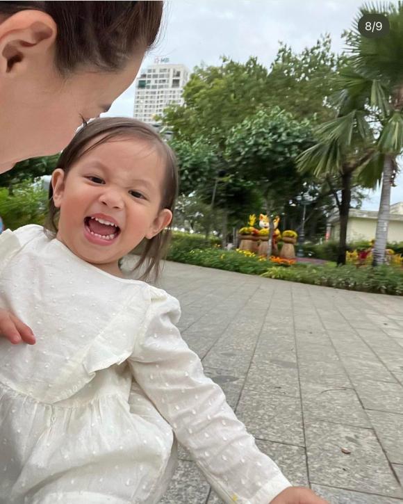 Kim Lý rũ bỏ hình ảnh soái ca, hóa ông bố bỉm sữa khiến dân tình cười bò - Ảnh 8 Kim Lý rũ bỏ hình ảnh soái ca, hóa ông bố bỉm sữa khiến dân tình cười bò - Ảnh 8