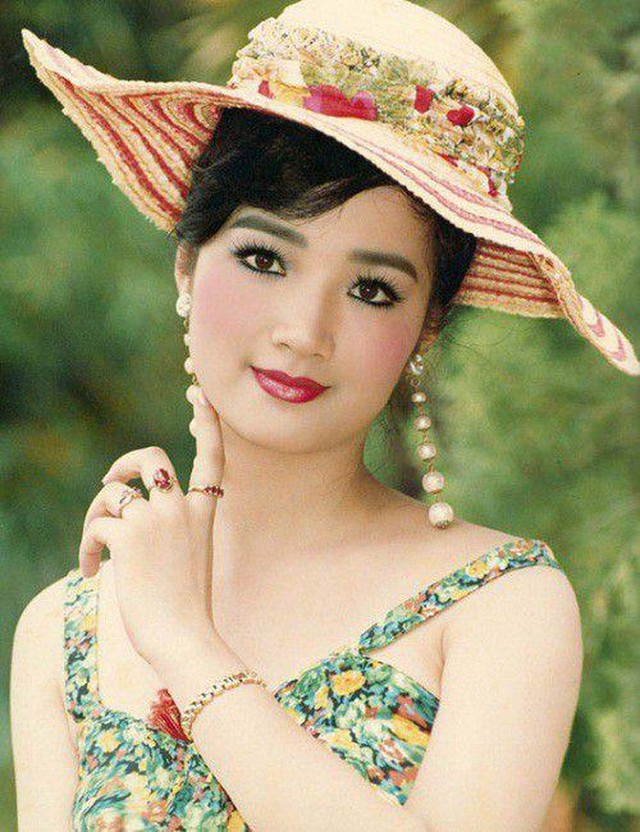 ‘Rớt hố u mê’ với nhan sắc trẻ trung không tuổi của Hoa hậu Đền Hùng Giáng My - Ảnh 1 ‘Rớt hố u mê’ với nhan sắc trẻ trung không tuổi của Hoa hậu Đền Hùng Giáng My - Ảnh 1