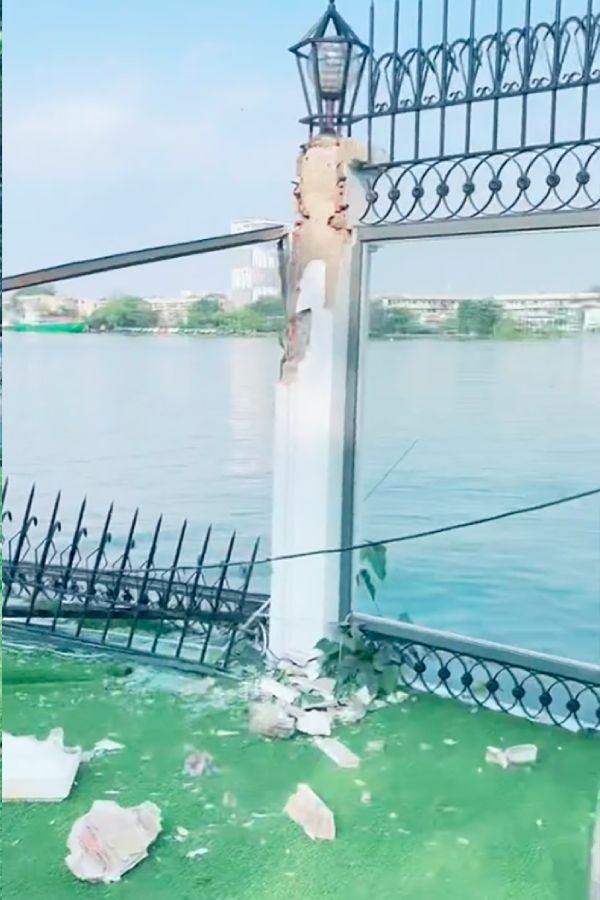 Vũ Khắc Tiệp vẫn thản nhiên làm điều này sau khi gây hoang mang với hình ảnh đổ nát trước căn biệt thự triệu đô - Ảnh 5 Vũ Khắc Tiệp vẫn thản nhiên làm điều này sau khi gây hoang mang với hình ảnh đổ nát trước căn biệt thự triệu đô - Ảnh 5