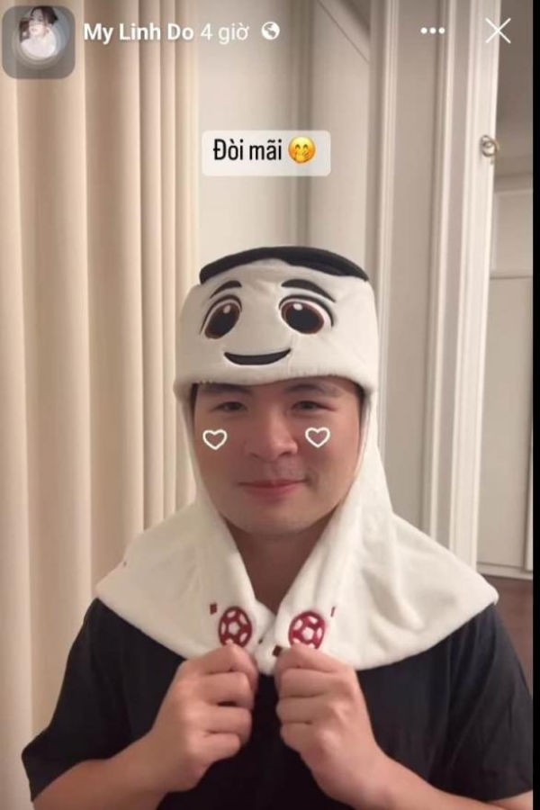 Hình ảnh nhắng nhít của ông xã Đỗ Mỹ Linh khác xa với hình ảnh lạnh lùng thường thấy. Ảnh: Facebook Hình ảnh nhắng nhít của ông xã Đỗ Mỹ Linh khác xa với hình ảnh lạnh lùng thường thấy. Ảnh: Facebook