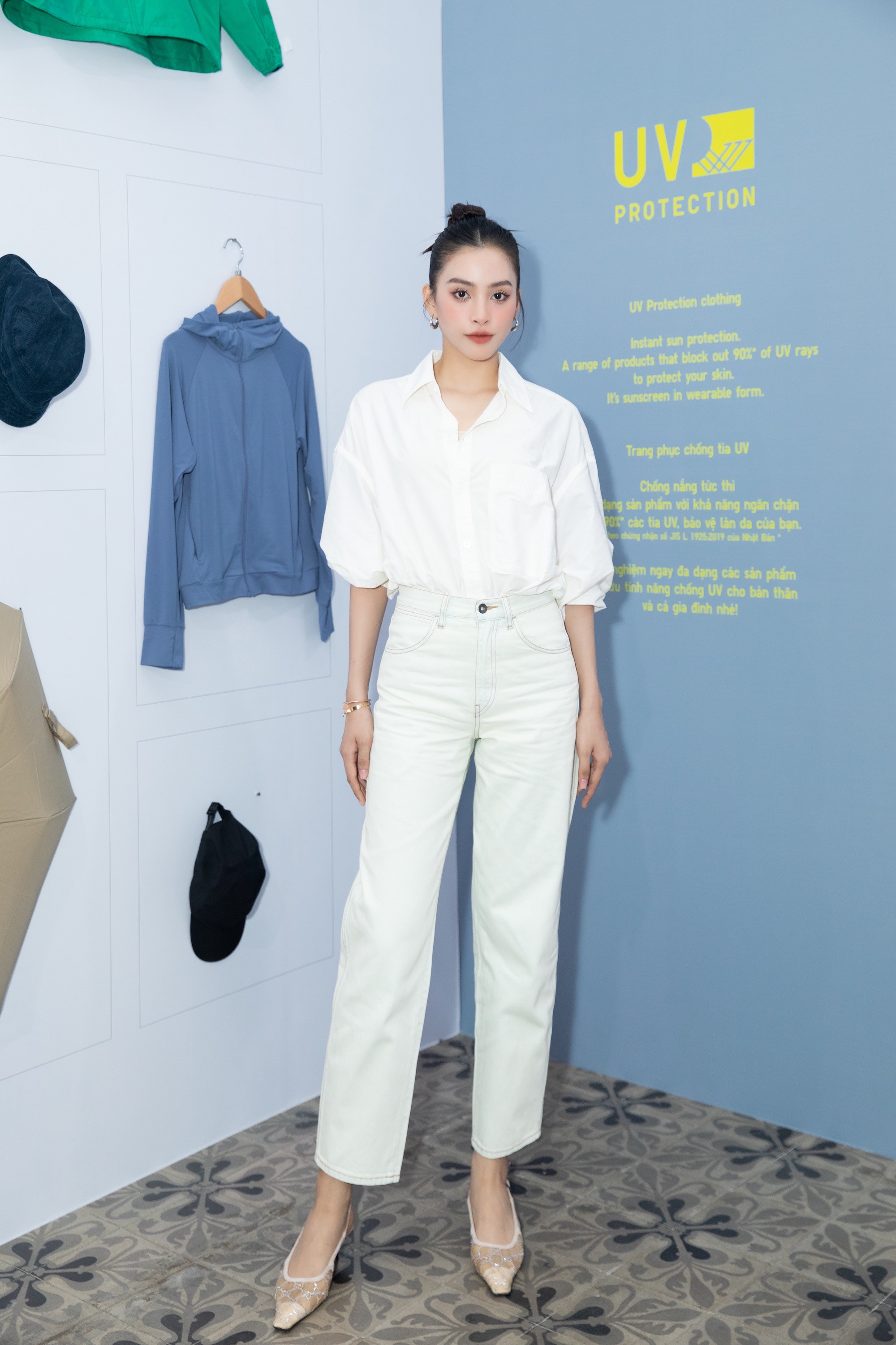 Tiểu Vy lên đồ đơn giản nhưng không kém phần khí chất. Ảnh: Internet