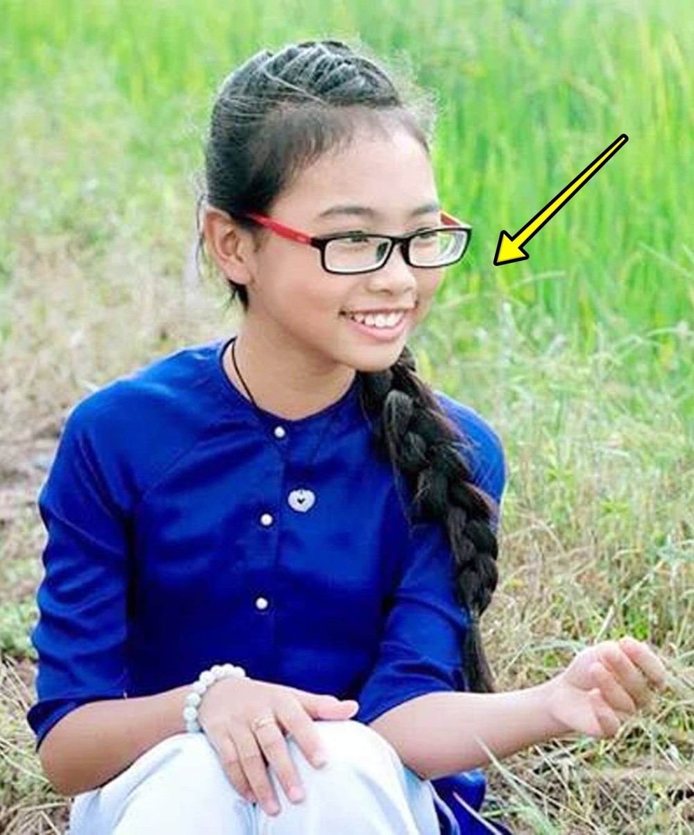 Phương Mỹ Chi và hình ảnh thời điểm mới vào nghề. Ảnh: Internet