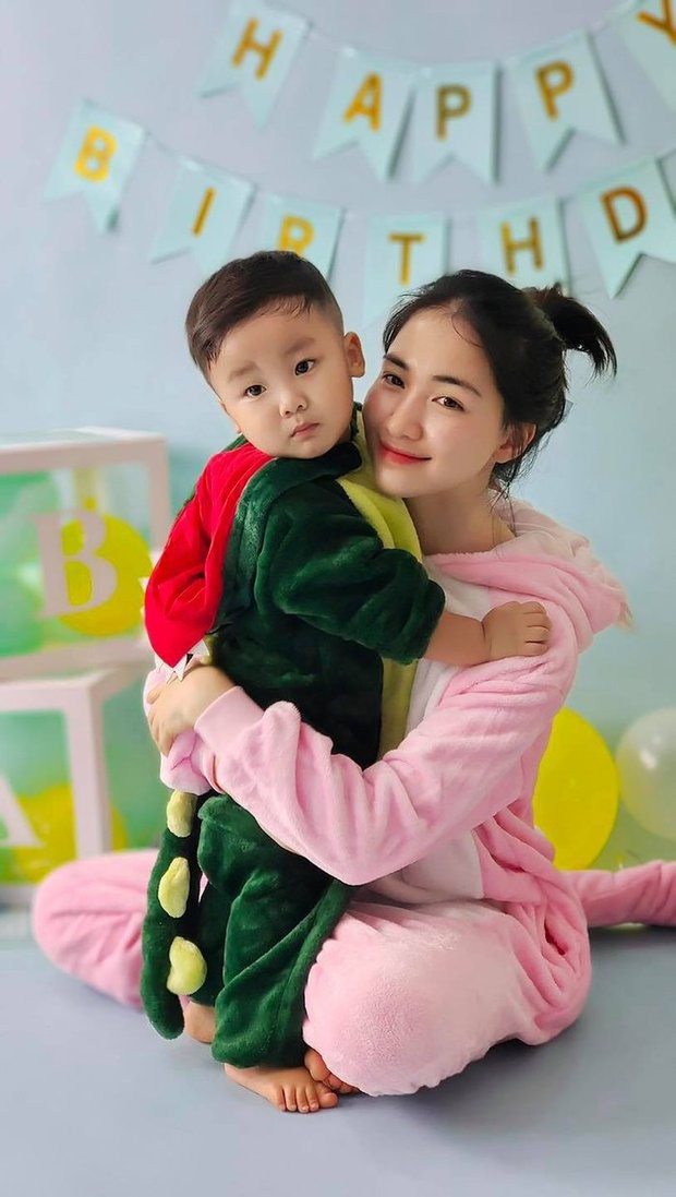 Hòa Minzy lên tiếng về tin đồn có tình mới sau khi chia tay thiếu gia Minh Hải - Ảnh 1 Hòa Minzy lên tiếng về tin đồn có tình mới sau khi chia tay thiếu gia Minh Hải - Ảnh 1