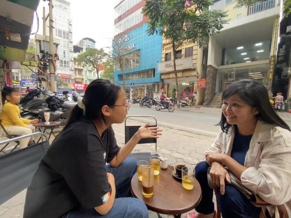 Ngỡ ngàng với dung mạo cực trẻ trung của MC Thu Uyên ở tuổi 50 sau hơn 3 năm rời sóng truyền hình  - Ảnh 1