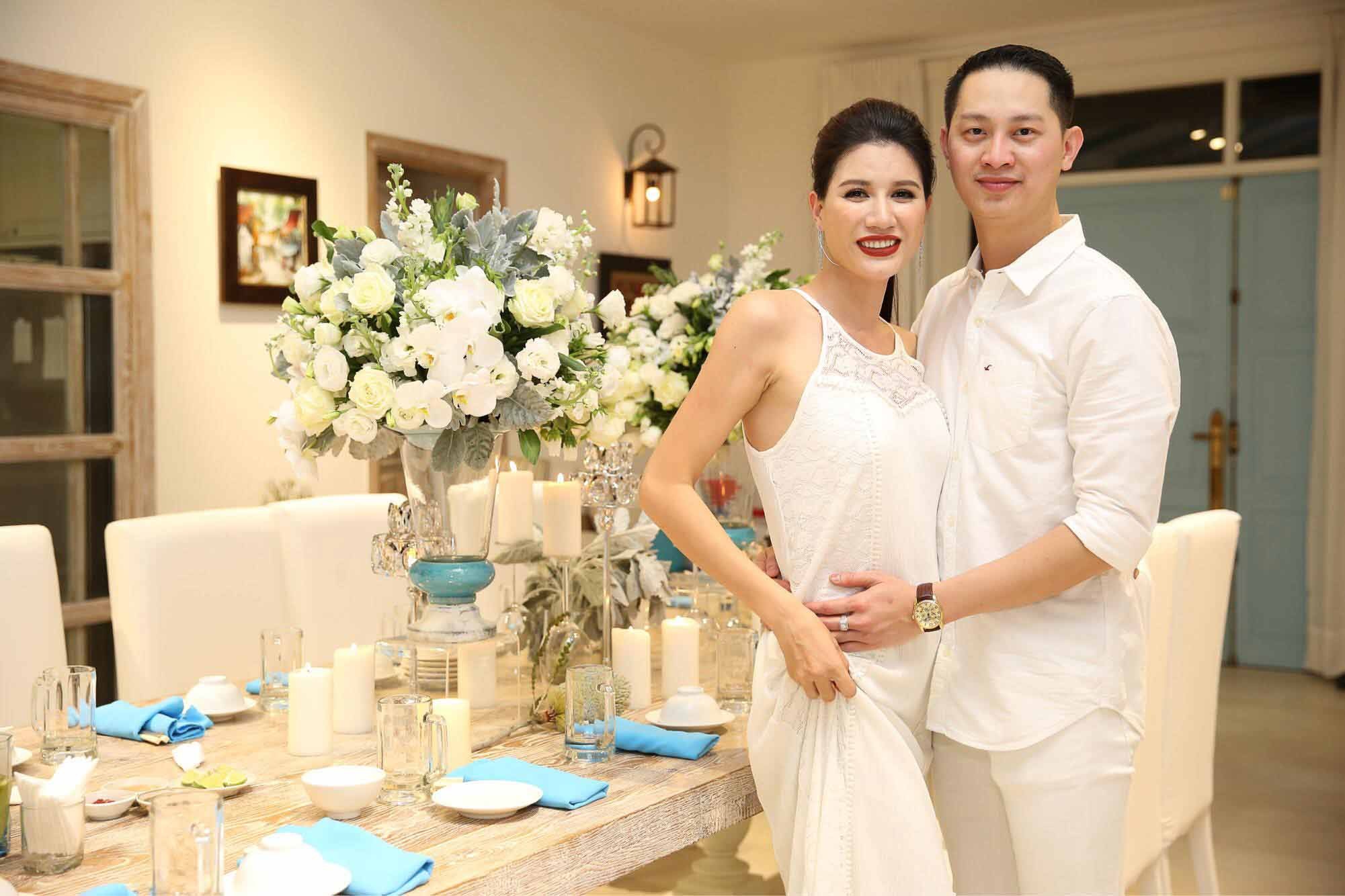 Gia đình nhỏ hạnh phúc của cựu mẫu Trang Trần. Ảnh: Internet