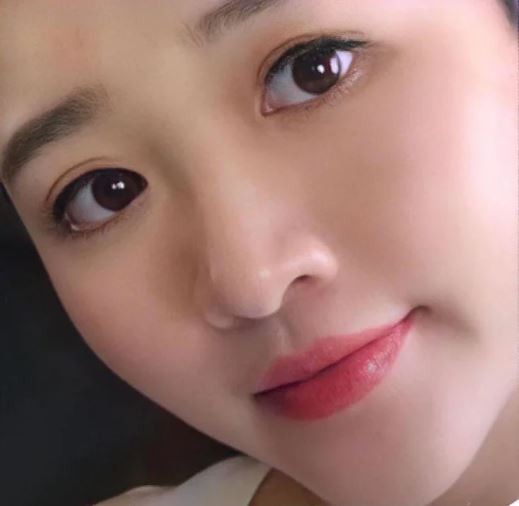 Bà xã Lương Xuân Trường hiếm hoi lộ diện, nhan sắc cực phẩm khiến dân tình 'phát sốt' 7 Bà xã Lương Xuân Trường hiếm hoi lộ diện, nhan sắc cực phẩm khiến dân tình 'phát sốt' 7