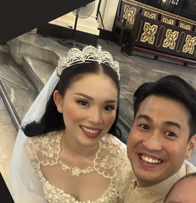 Linh Rin và Phillip Nguyễn lộ ảnh hiếm trong hôn lễ hào môn, gây chú ý với khoảnh khắc đặc biệt - Ảnh 2 Linh Rin và Phillip Nguyễn lộ ảnh hiếm trong hôn lễ hào môn, gây chú ý với khoảnh khắc đặc biệt - Ảnh 2