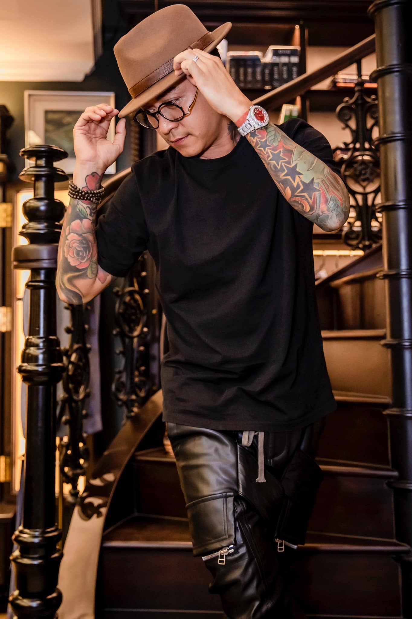 Tuấn Hưng đáp trả gắt khi bị hỏi về ồn ào 'bán đồng hồ giả' - Ảnh 2