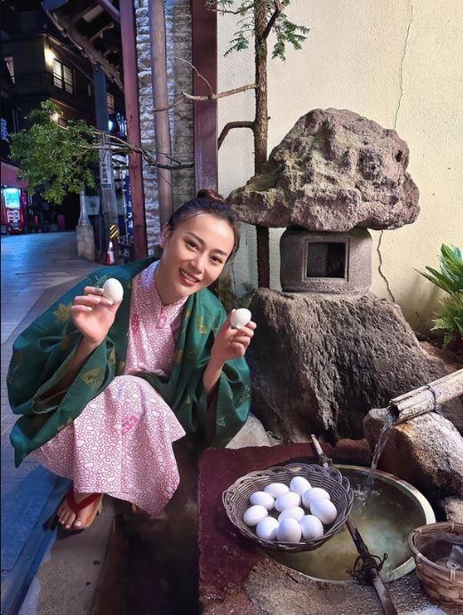 Phương Oanh bất ngờ nhận 'cơn mưa lời khen' khi xuất hiện với diện mạo mới 3 Phương Oanh bất ngờ nhận 'cơn mưa lời khen' khi xuất hiện với diện mạo mới 3