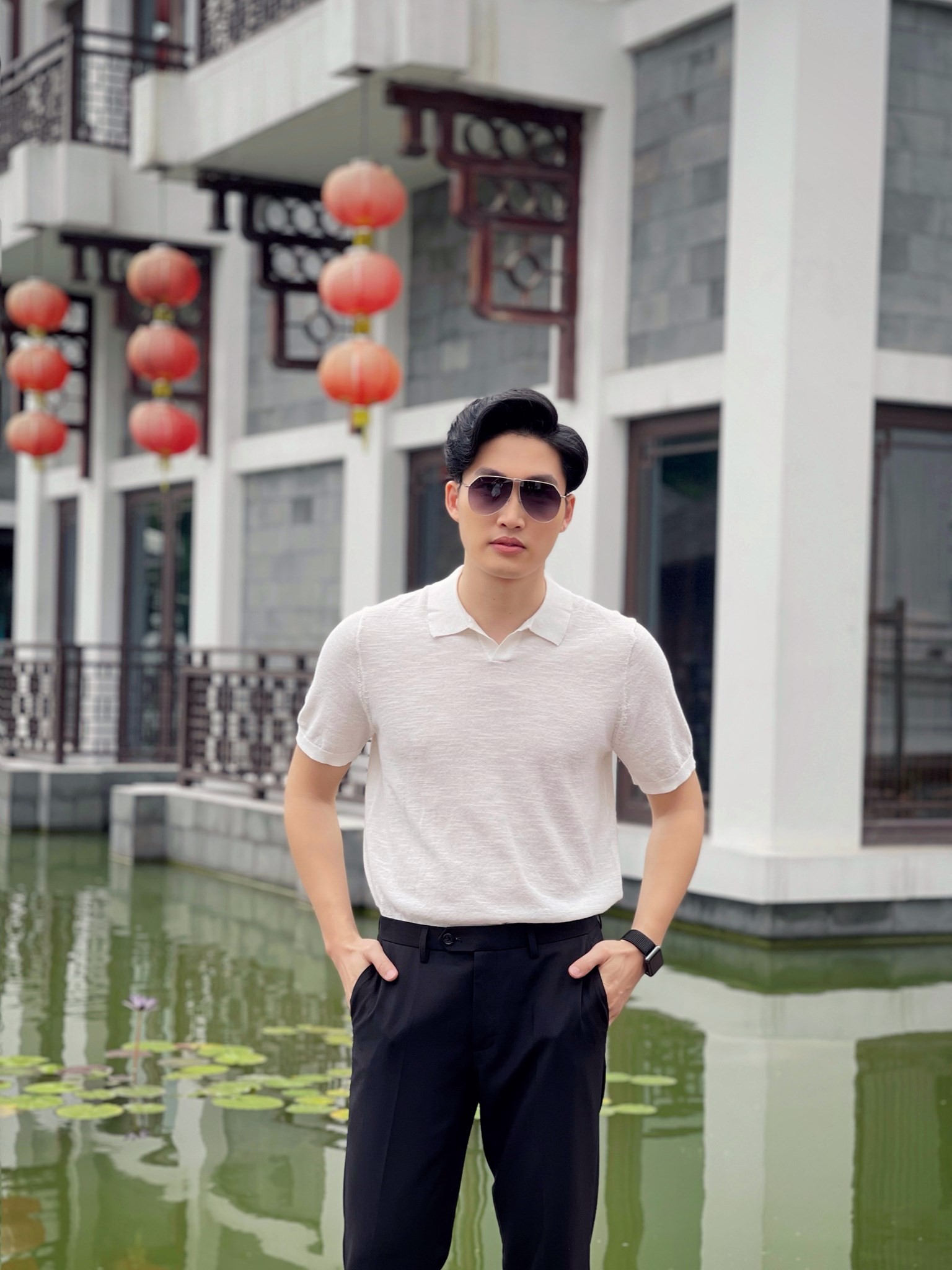 Đình Tú bất ngờ tuyên bố cuối năm kết hôn, xả ảnh cực tình bên nữ diễn viên trẻ 6 Đình Tú bất ngờ tuyên bố cuối năm kết hôn, xả ảnh cực tình bên nữ diễn viên trẻ 6