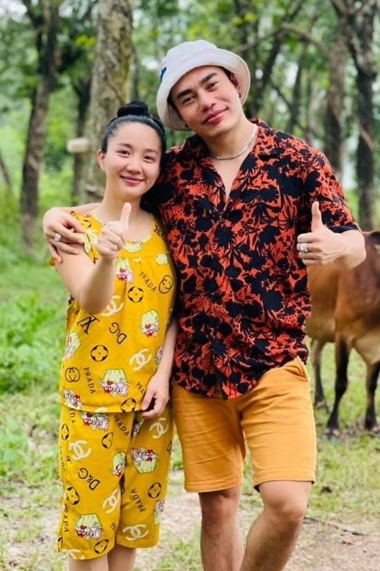 Gia đình nhỏ hạnh phúc của Lê Dương Bảo Lâm. Ảnh: Internet Gia đình nhỏ hạnh phúc của Lê Dương Bảo Lâm. Ảnh: Internet
