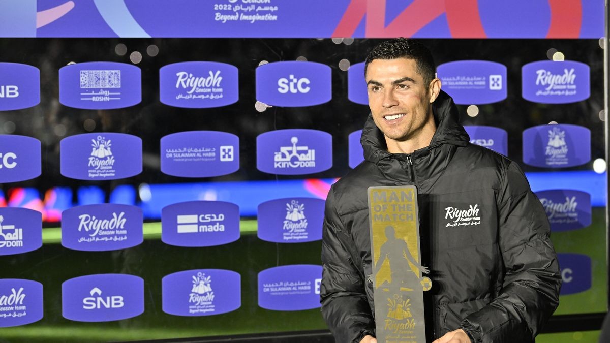Cristiano Ronaldo được vinh danh là cầu thủ xuất sắc nhất tháng của Saudi Pro League. Ảnh: Getty