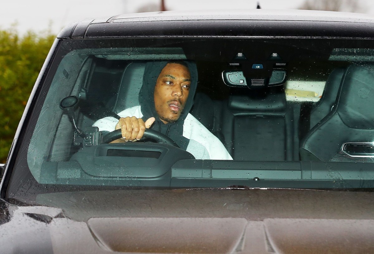 Anthony Martial chưa thể ra sân vì chấn thương và tiếp tục vắng mặt trong trận đấu sắp tới ở vòng 16 đội Europa League.