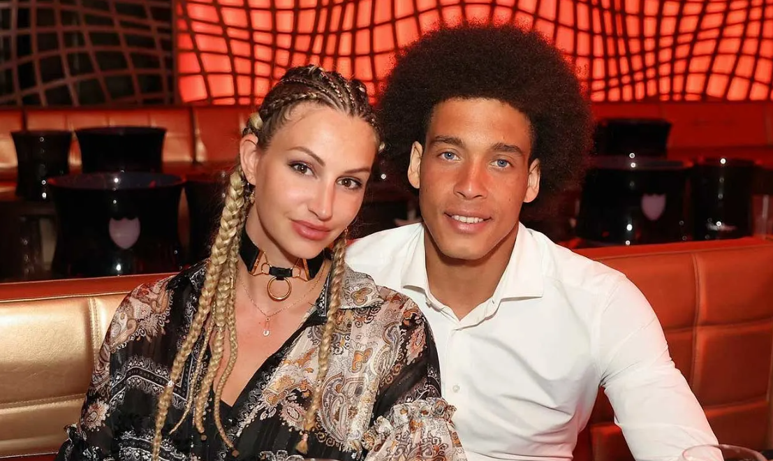 3. Rafaella Szabo Witsel - bà xã Axel Witsel: Nói về xinh đẹp và phong cách độc đáo, khó có nàng WAGs nào có thể vượt qua Rafaella Szabo.