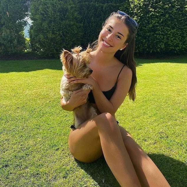 Mối tình đẹp với Isabel là điểm tựa vững chắc giúp Haaland thể hiện phong độ xuất sắc trong thời gian vừa qua.