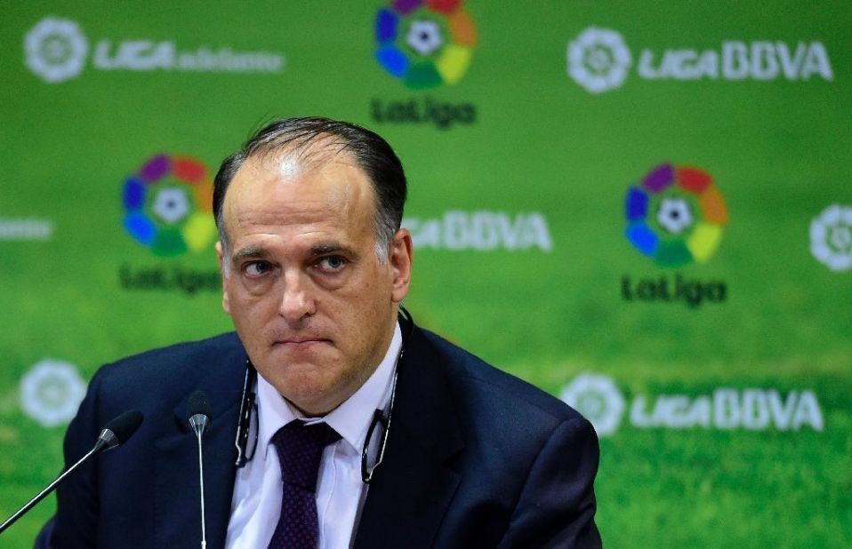 Chủ tịch La Liga không tin Barca hối lộ trọng tài, tố Chelsea gian lận trên TTCN 1 Chủ tịch La Liga không tin Barca hối lộ trọng tài, tố Chelsea gian lận trên TTCN 1