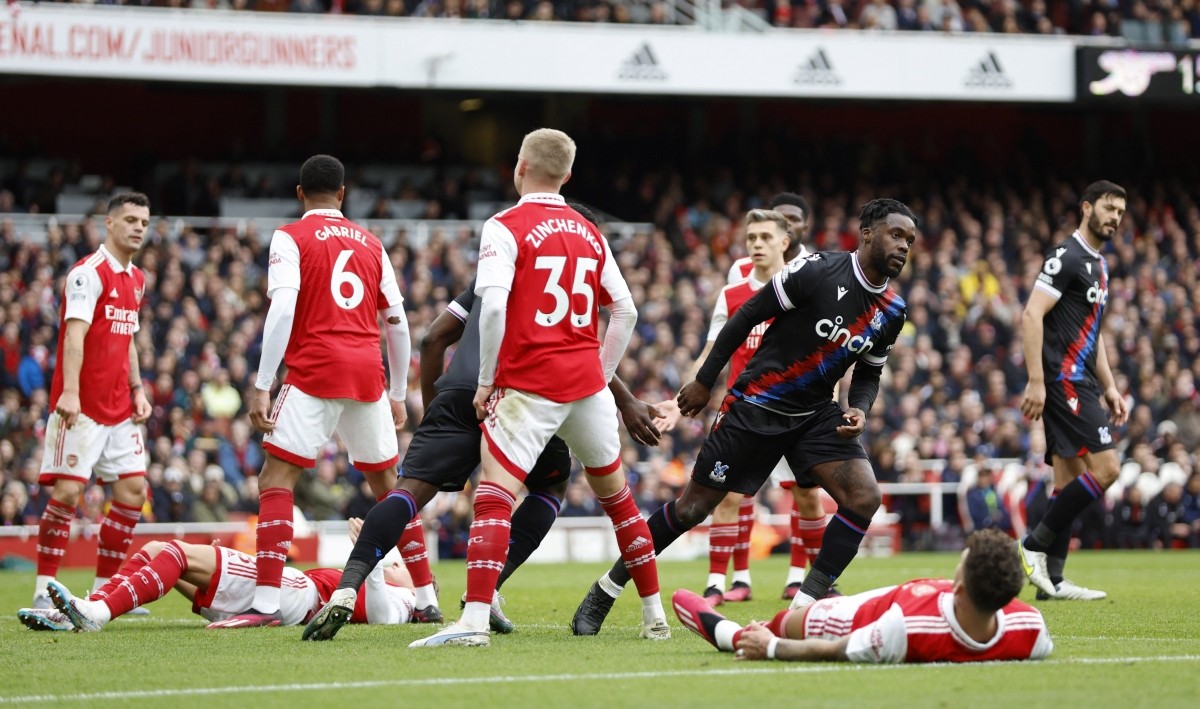 3. Đây là lần đầu tiên kể từ khi dẫn dắt Arsenal, HLV Mikel Arteta thắng 6 trận liên tiếp tại Ngoại hạng Anh.