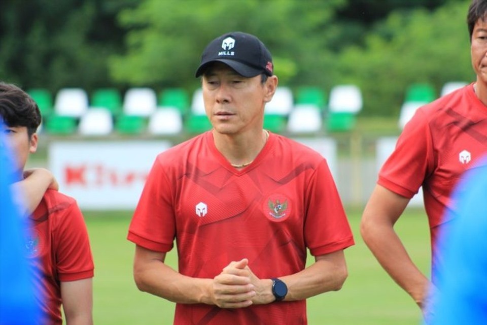 HLV Shin Tae-yong phản ứng thế nào về thông tin Indonesia muốn mời nhà vô địch World Cup 2022 đá giao hữu? 2 HLV Shin Tae-yong phản ứng thế nào về thông tin Indonesia muốn mời nhà vô địch World Cup 2022 đá giao hữu? 2