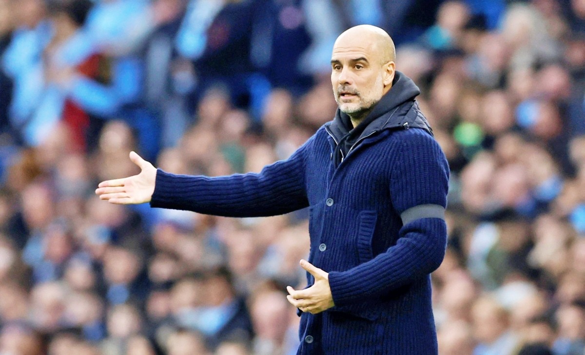 2. Pep Guardiola – 1,61 tỷ euro: Số tiền mà Pep vung ra để biến Man City trở thành một thế lực ở hiện tại trả lời cho câu hỏi vì sao ông có mặt trong danh sách này. Tuy nhiên, có một điều khá thú vị là mức phí kỷ lục của Pep cho một cầu thủ vẫn là 69,5 triệu euro với thương vụ Zlatan Ibrahimovic vào mùa hè năm 2009. Nó chỉ bị phá vỡ sau 12 năm với bản hợp đồng Jack Grealish - 100 triệu bảng.