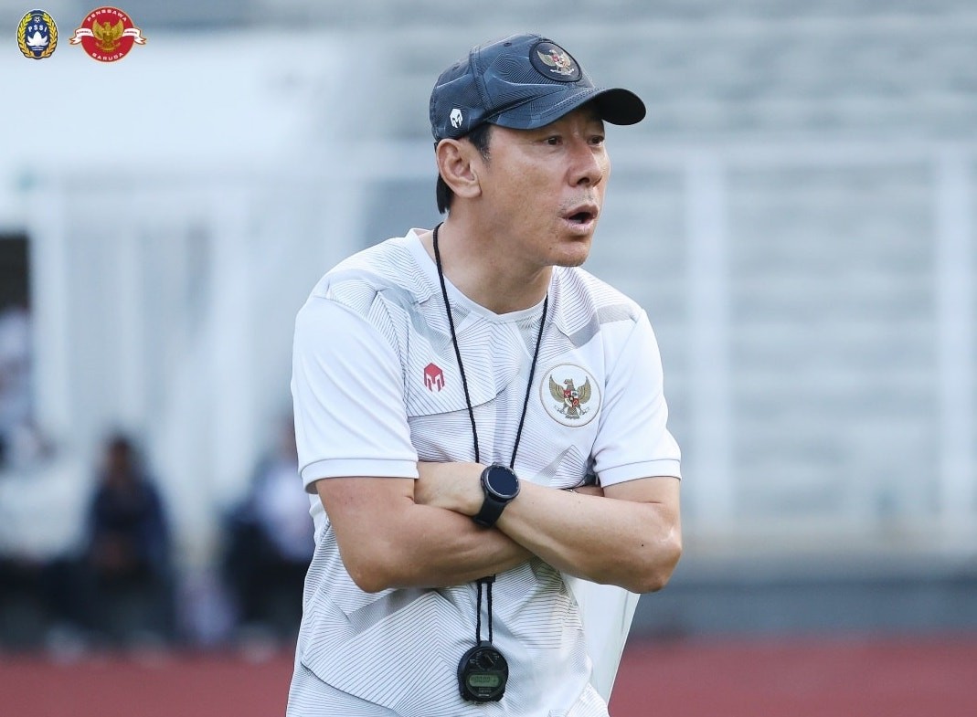 FIFA tước quyền đăng cai U20 World Cup, rộ tin HLV Shin Tae-yong xin từ chức 2 FIFA tước quyền đăng cai U20 World Cup, rộ tin HLV Shin Tae-yong xin từ chức 2