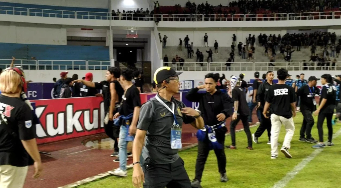 Sự việc được diễn ra trong hiệp 1. Ảnh: Internet