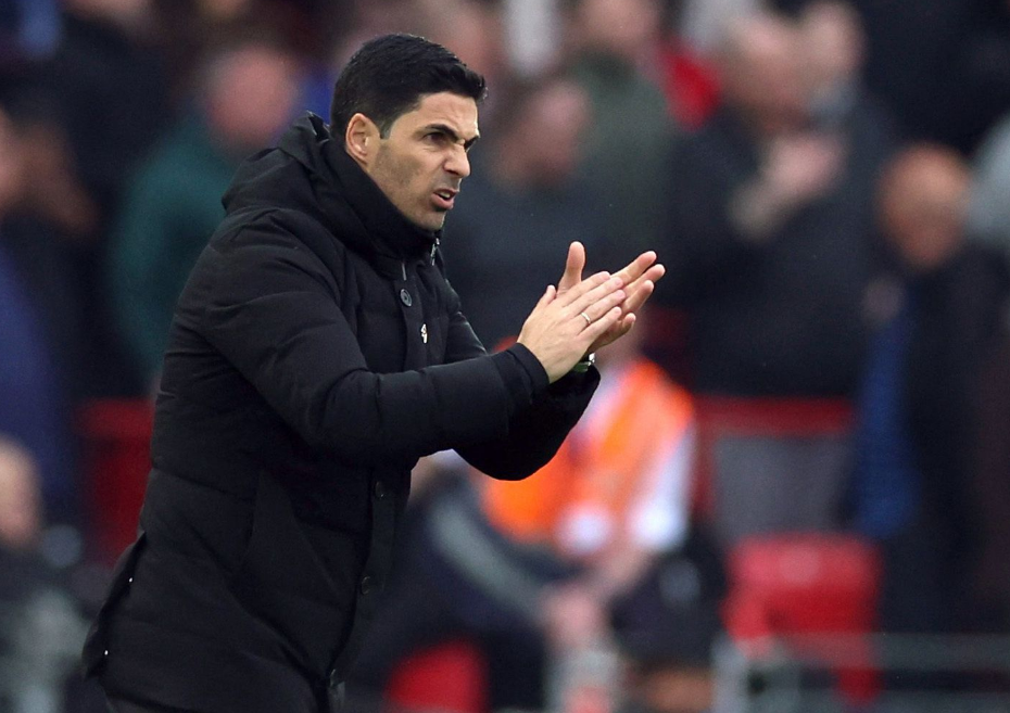 5. Liverpool có đến 19 cú sút trong vòng cấm về phía Arsenal. Đây là con số nhiều nhất mà Pháo Thủ phải nhận trong một trận đấu ở Premier League kể từ khi dữ liệu được thu thập (từ mùa 2003/04).