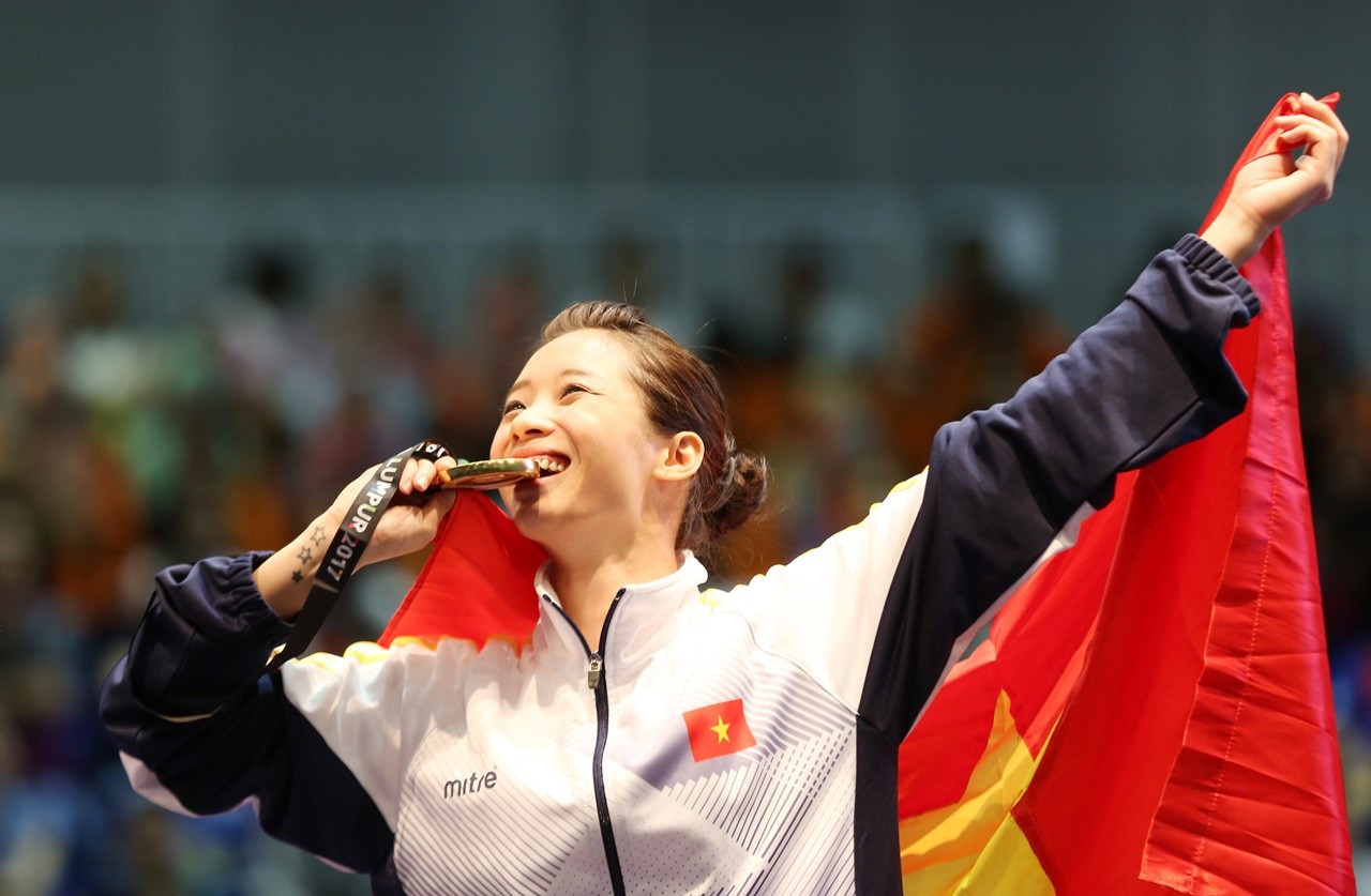 Thúy Vi là tượng đài của wushu Việt Nam, cô từng 6 lần giành HCV SEA Games, 2 HCV thế giới, 1 HCV ASIAD 2014. Cô là tấm gương và là động lực để các võ sĩ trẻ noi theo, cố gắng trong tập luyện và thi đấu để có được thành tích tốt nhất. Theo lịch thi đấu, Wushu sẽ thi đấu từ ngày 10/5 đến 12/5.