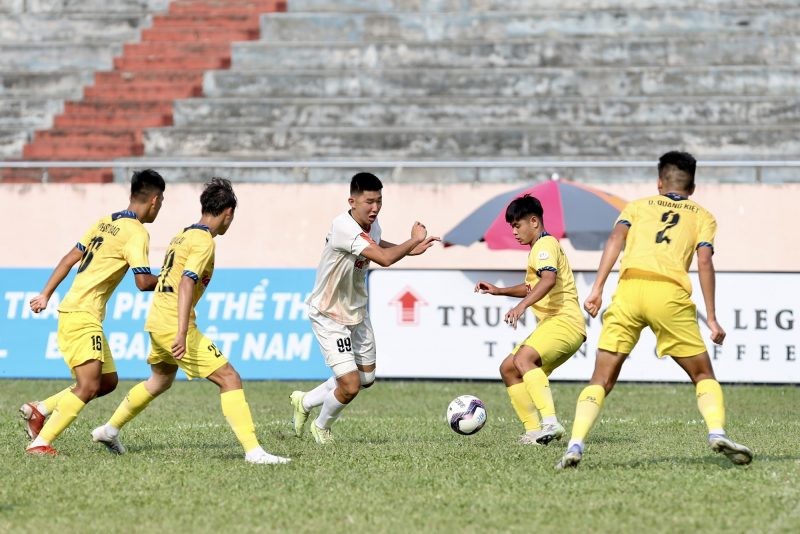 U19 Quốc gia năm nay đang để lại nhiều vết gợn. Ảnh: VFF