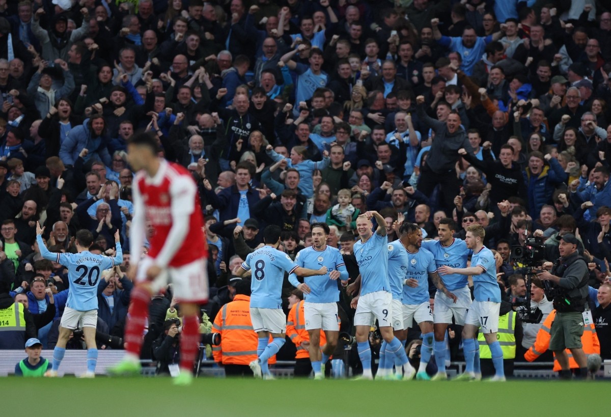 6. Pep Guardiola thắng Arsenal nhiều hơn bất kỳ CLB nào khác trong sự nghiệp. Cụ thể, đấu 26 trận, thắng 19, 4 thua, 3 hòa, ghi 60 bàn và nhận 22 bàn thua.