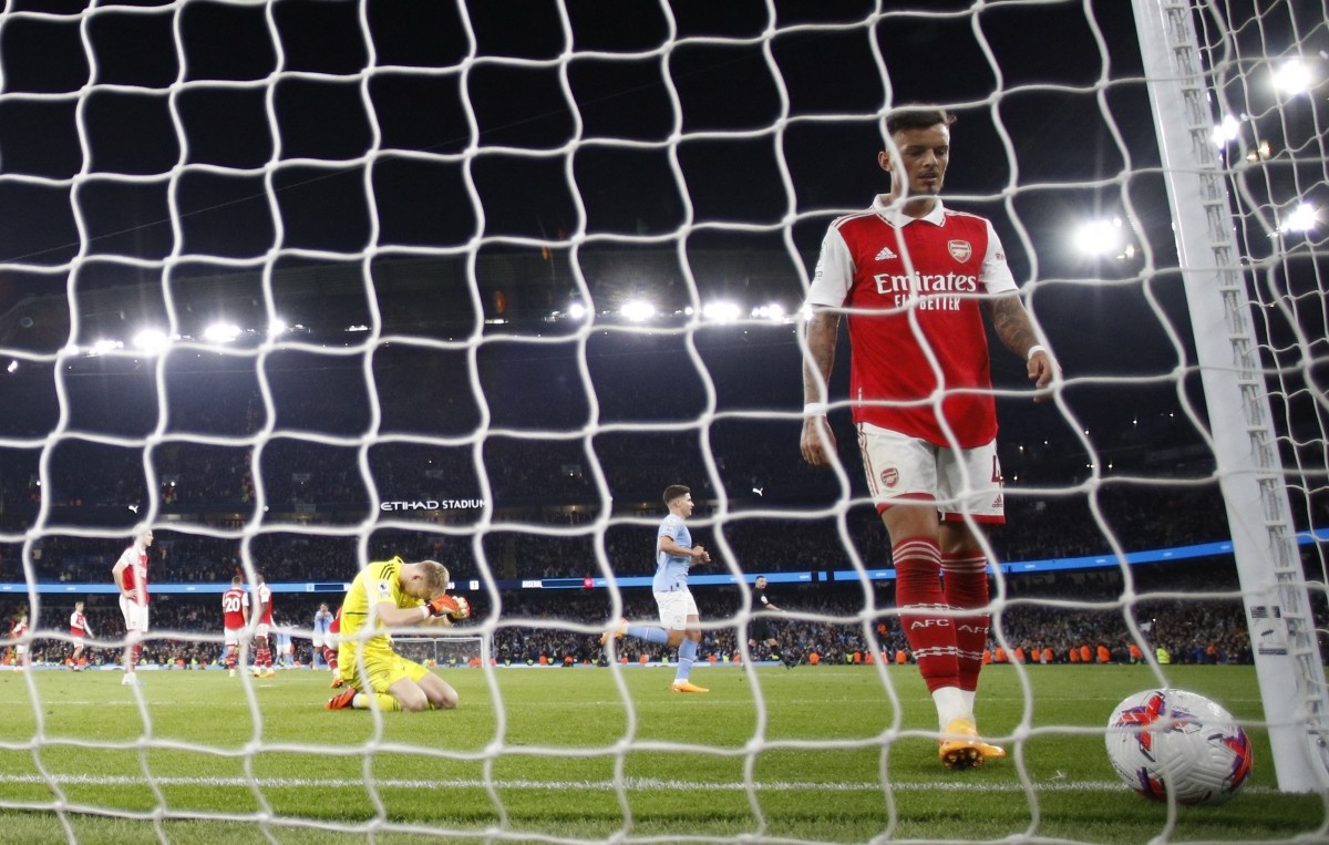 3. Arsenal lần đầu tiên không thắng 4 trận liên tiếp tại Premier League kể từ tháng 3/2008.