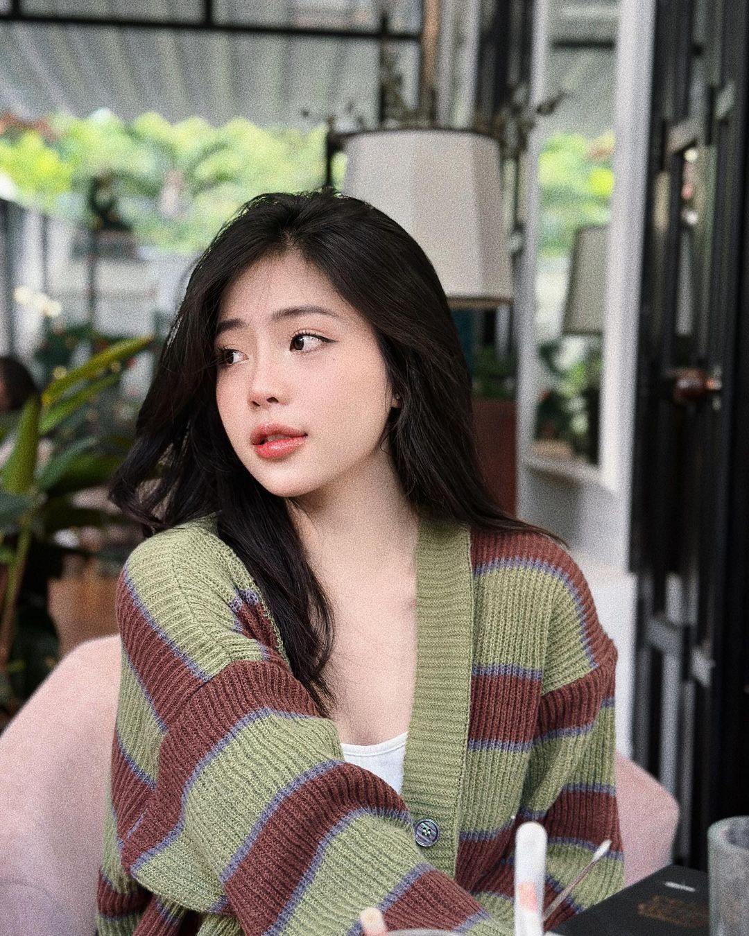 Tiền đạo U22 Việt Nam không ngần ngại chia sẻ lại bức ảnh bạn gái đăng tải.