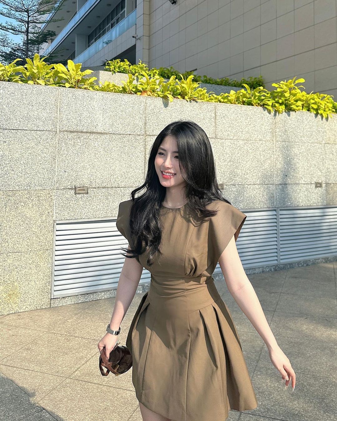 Ngất ngây trước nhan sắc cực phẩm của bạn gái tiền đạo U22 Việt Nam - Ảnh 1