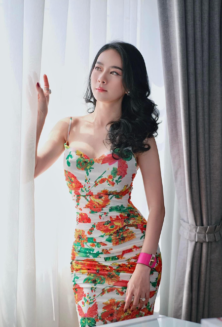 Leang Theara sở hữu vóc dáng mảnh mai cùng nhan sắc 'đẹp mê hồn'