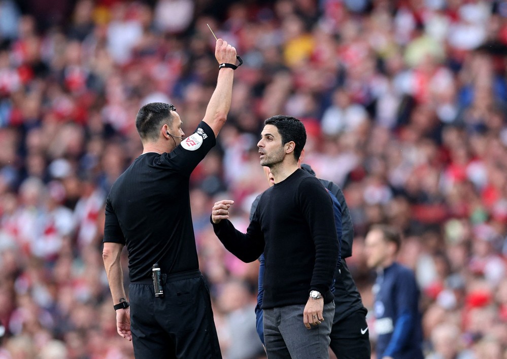 6. Brighton là đội thứ 5 hai lần thắng Arsenal trên sân khách trong cùng một mùa giải sau Nottingham Forest (1987/88), Aston Villa (1993/94), Man City (2020/21) và Liverpool (2021/22).