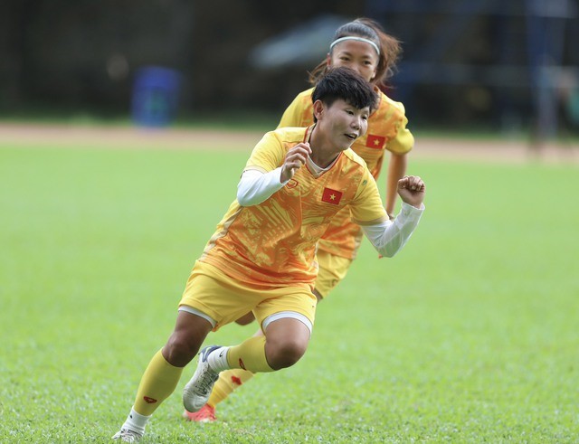 Tuyết Dung: 'Chúng tôi sẽ vô địch để tiếp thêm động lực cho U22 Việt Nam' - Ảnh 4 Tuyết Dung: 'Chúng tôi sẽ vô địch để tiếp thêm động lực cho U22 Việt Nam' - Ảnh 4