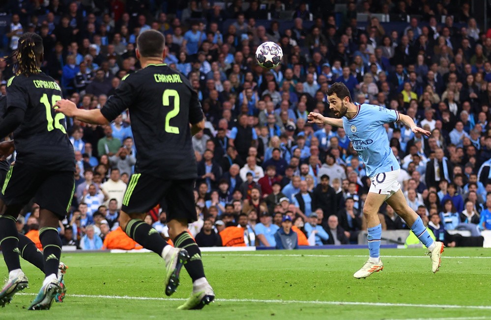 6. Bernardo Silva là cầu thủ thứ 3 ghi được 2 bàn trở lên trong trận bán kết Champions League trước Real, sau Messi và Lewandowski.