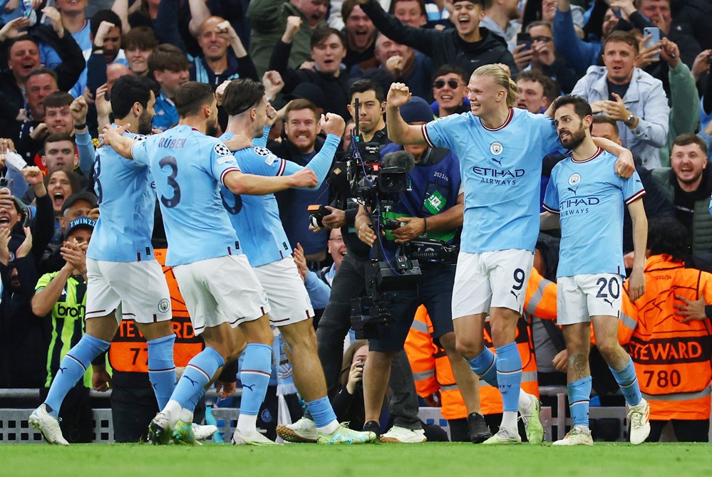 5. Man City sẽ đụng độ Inter Milan trong trận chung kết, đây là lần đầu tiên trận đấu cuối cùng ở một mùa giải Champions League xuất hiện cặp đấu lần đầu đối đầu nhau, kể từ trường hợp của Liverpool vs Milan tại Istanbul năm 2005.