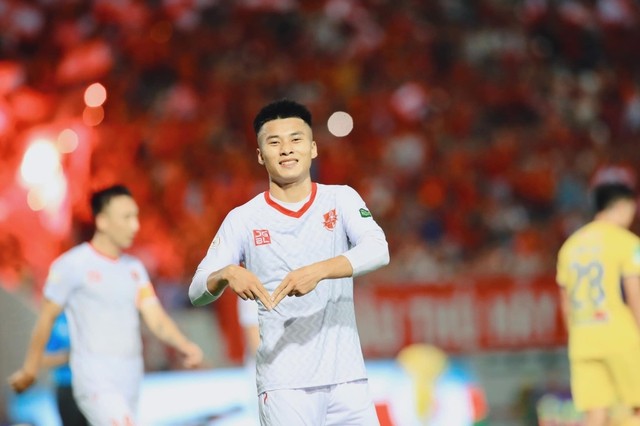 Năm 2019, Trung Hiếu từng được gọi lên U23 Việt Nam trong giai đoạn chuẩn bị cho SEA Games 30. Nhưng sau đó, HLV Park Hang-seo không quyết định giữ cầu thủ này.