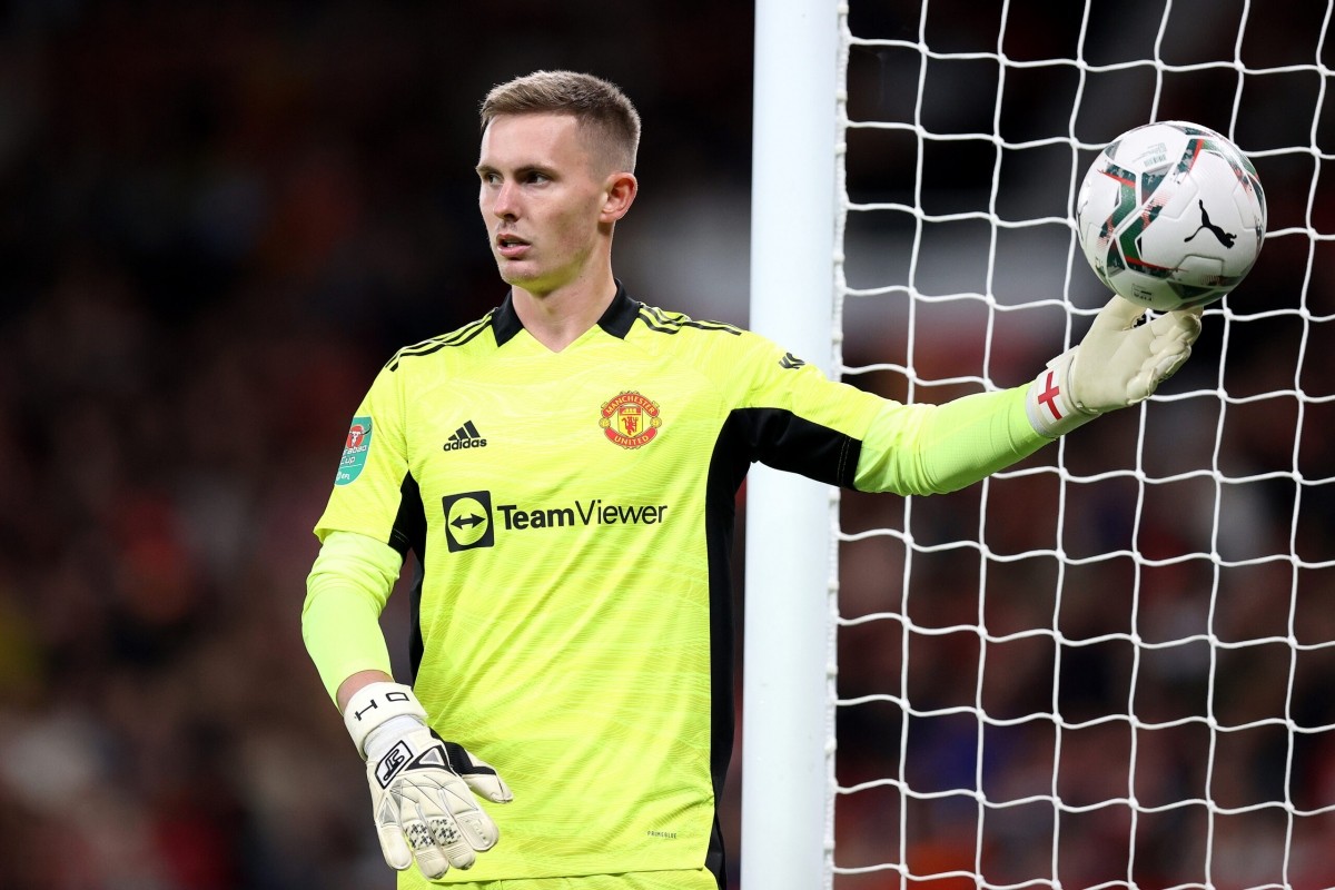 Theo báo chí Anh, Man United sẽ không sử dụng Dean Henderson vào mùa giải tới. Quỷ đỏ sẽ gia hạn hợp đồng với De Gea và chiêu mộ một thủ môn khác để cạnh trạnh, người đang được nhắm tới là Diogo Costa của Porto. Trong khi đó, Nottingham Forest dự kiến sẽ đàm phán với Man United trong thời gian tới để hỏi mua đứt Dean Henderson.